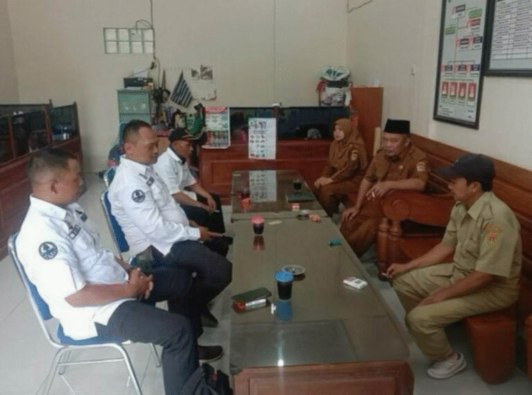 WhatsApp Image 2025-10-21 at 14.27.18_eb672292-58d18800-98d1-46bc-828a-d9f0257bcb0f