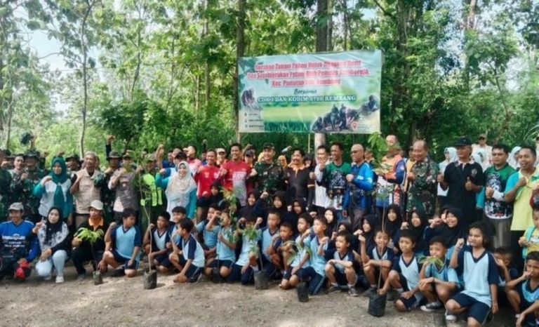 05ff5f3e-3a15-4384-babc-fda213dcceed