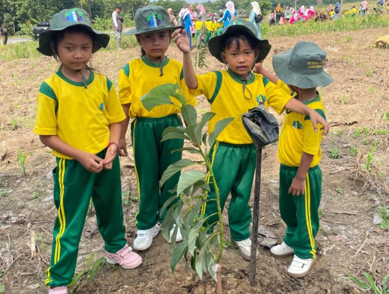 WhatsApp Image 2025-11-29 at 18.39.54