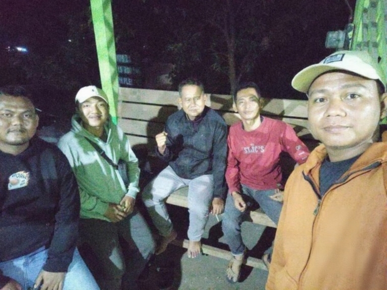 b3f5c139-b49c-4122-bde3-870b4d3f6c3d