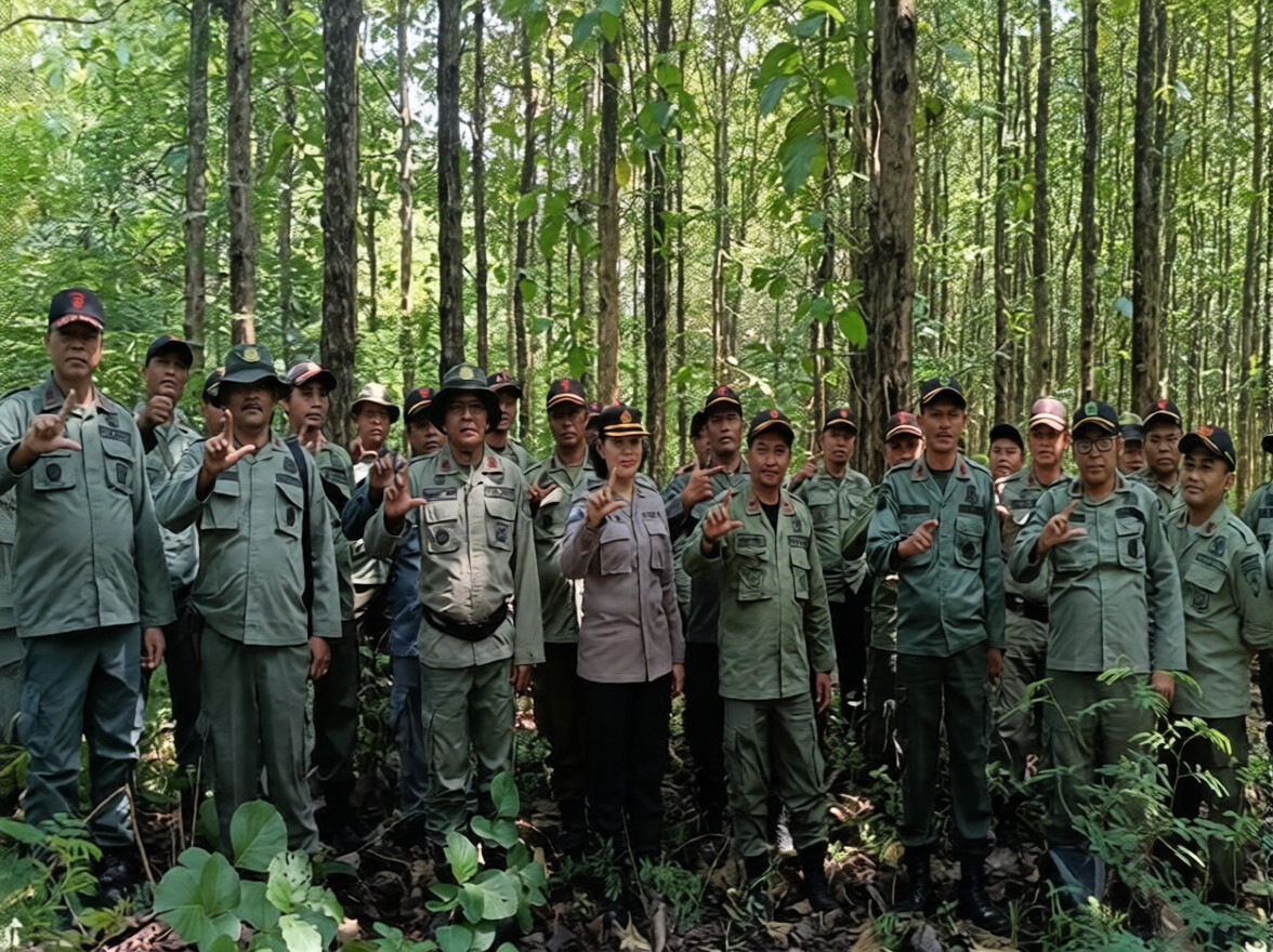 -9cb4cfdf-53f9-403c-bf47-e3d8b49012e1