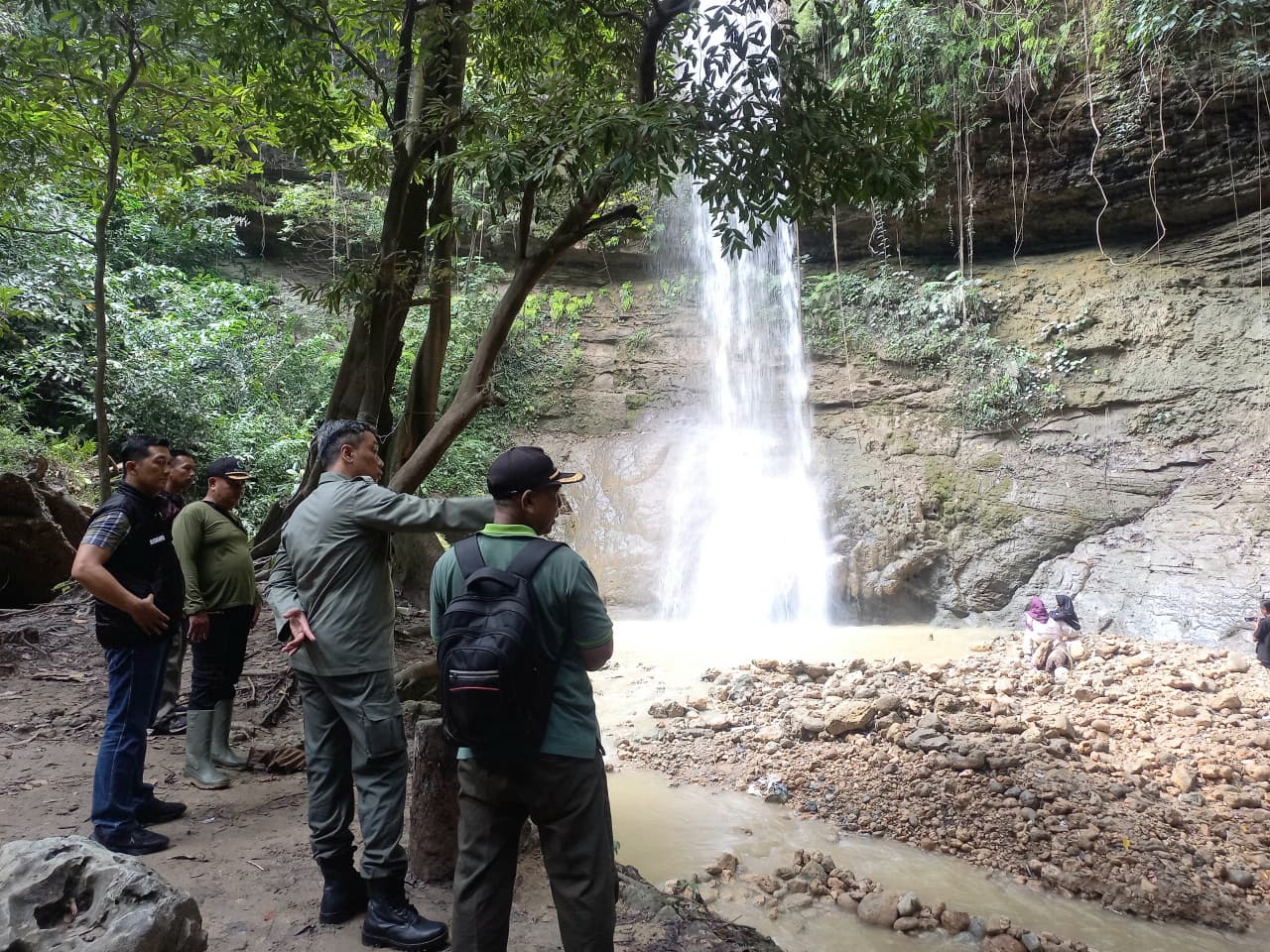 WhatsApp Image 2025-12-25 at 19.42.08