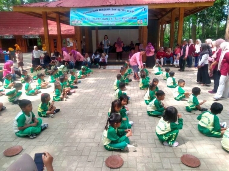 b2d4f7b3-b158-4861-b712-7c9b18556358