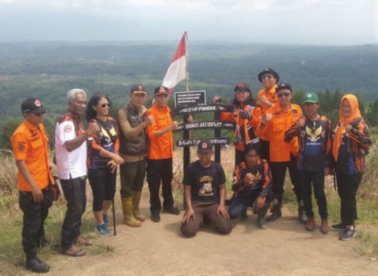 eb4bdcfd-f3cb-4c11-83bc-38052a655bd0