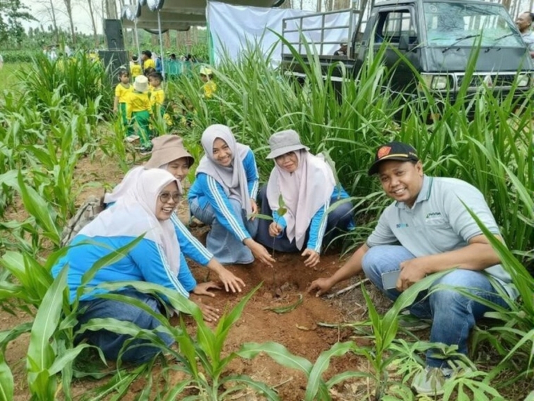 f20a6b90-9786-4c51-a1e0-f3f73eb843f6