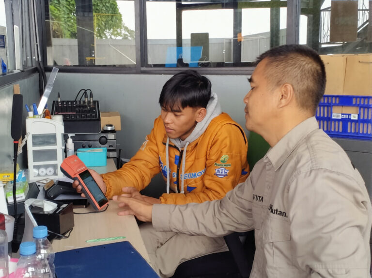 -6bd18ddf-86d3-4058-b8d7-222ad87a0859