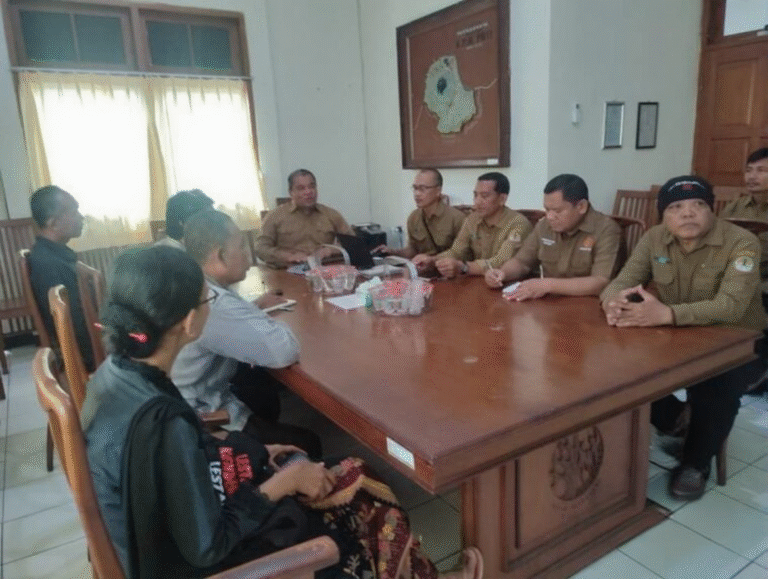 tc3n0dkmv9rmy0cvj7js8hen94