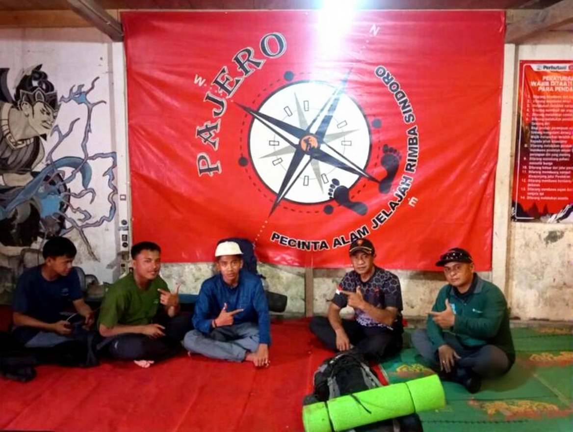 yaqxt74hthrmr0cvhmzt7hywf8